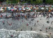 Menguak Keindahan Pantai Alam Indah di Tegal