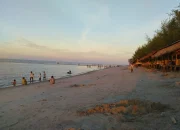 Surga Tersembunyi di Pantai Bali Lestari