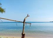 Menikmati Keindahan Pantai Jepara yang Memukau