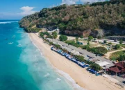 Keindahan Tersembunyi di Pantai Pandawa, Surga Bali yang Menakjubkan