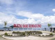 Menjelajahi Keindahan Pantai Sari Ringgung Lampung