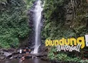 Menyegarkan Pikiran di Dlundung Waterfall, Surga Tersembunyi di Mojokerto