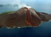 Gunung Anak Krakatau: Keindahan dan Kekuatan Alam