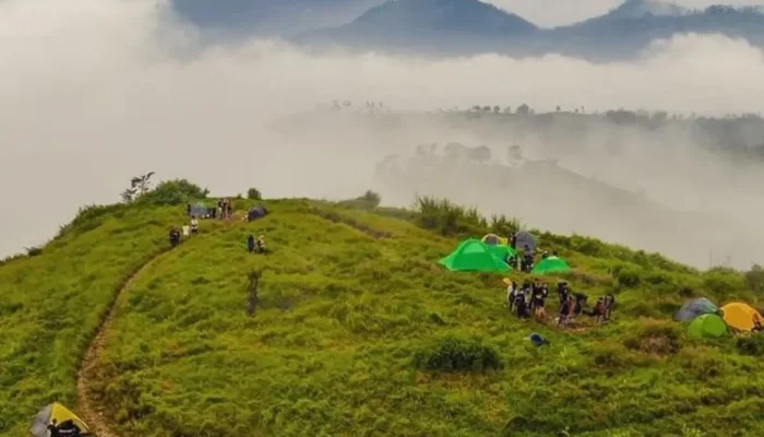 Eksplorasi Gunung Pangradinan: Surga Tersembunyi di Cinangka